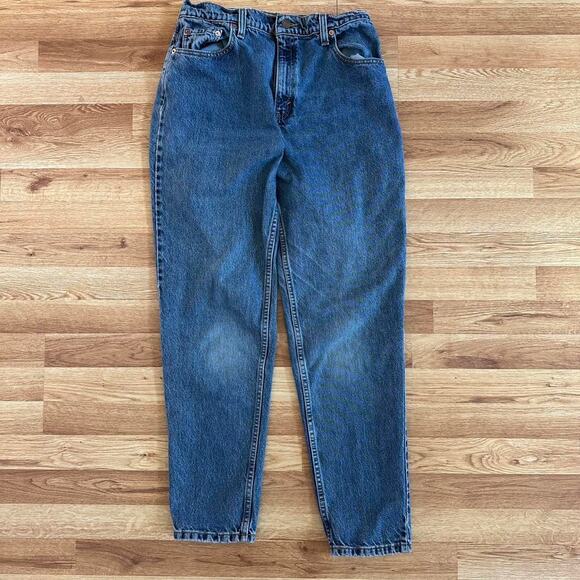 Relaxed Fit Levi's 551 Jeans - Picture 1 of 4